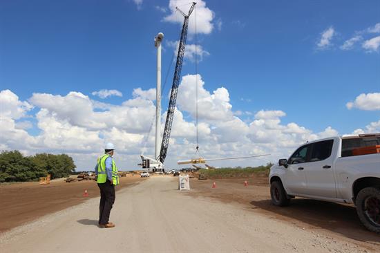 Rep. Estes at Flat Ridge Wind Farm